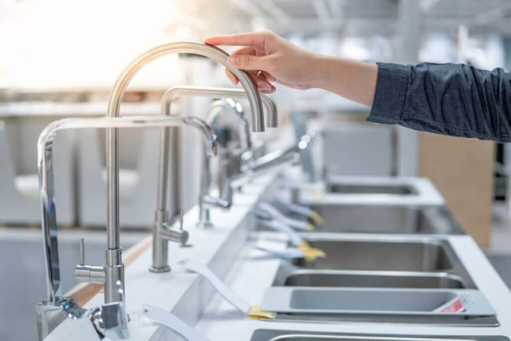 How to Choose the Right Faucet for Your Home