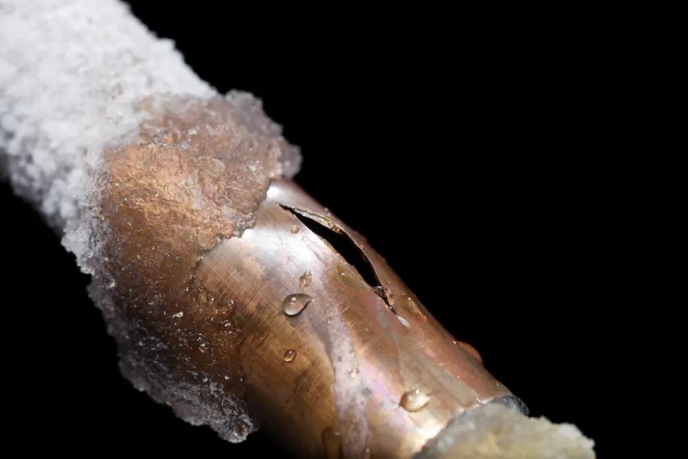 UNDERSTANDING THE CAUSES OF BURST AND FROZEN PIPES